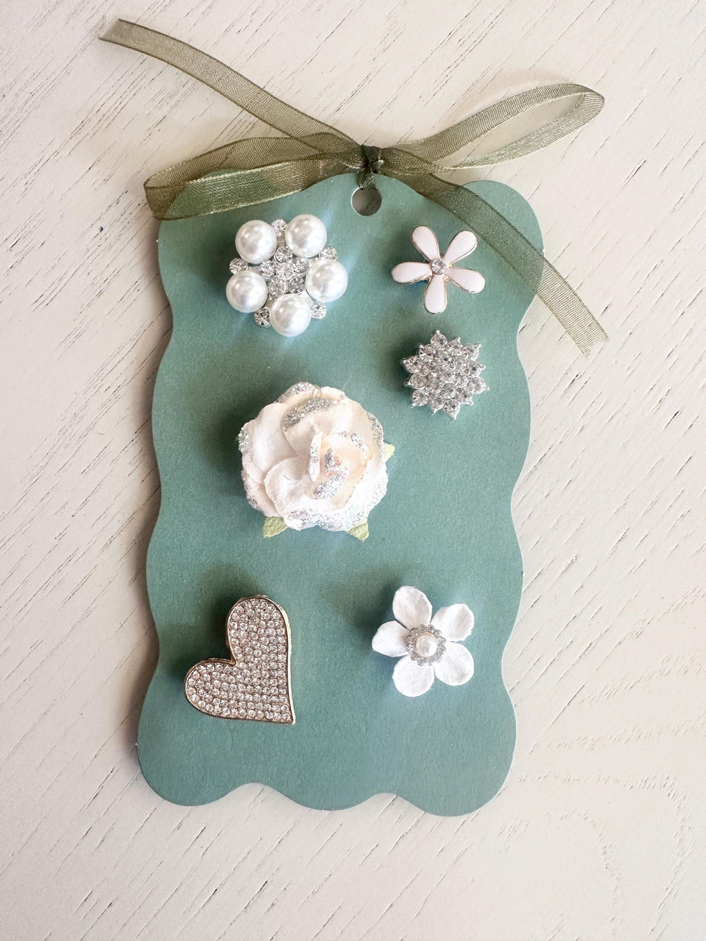 Floral Magnetic Wine Charms, Sparkling Drink Markers, Wedding Favors, Hostess Gift