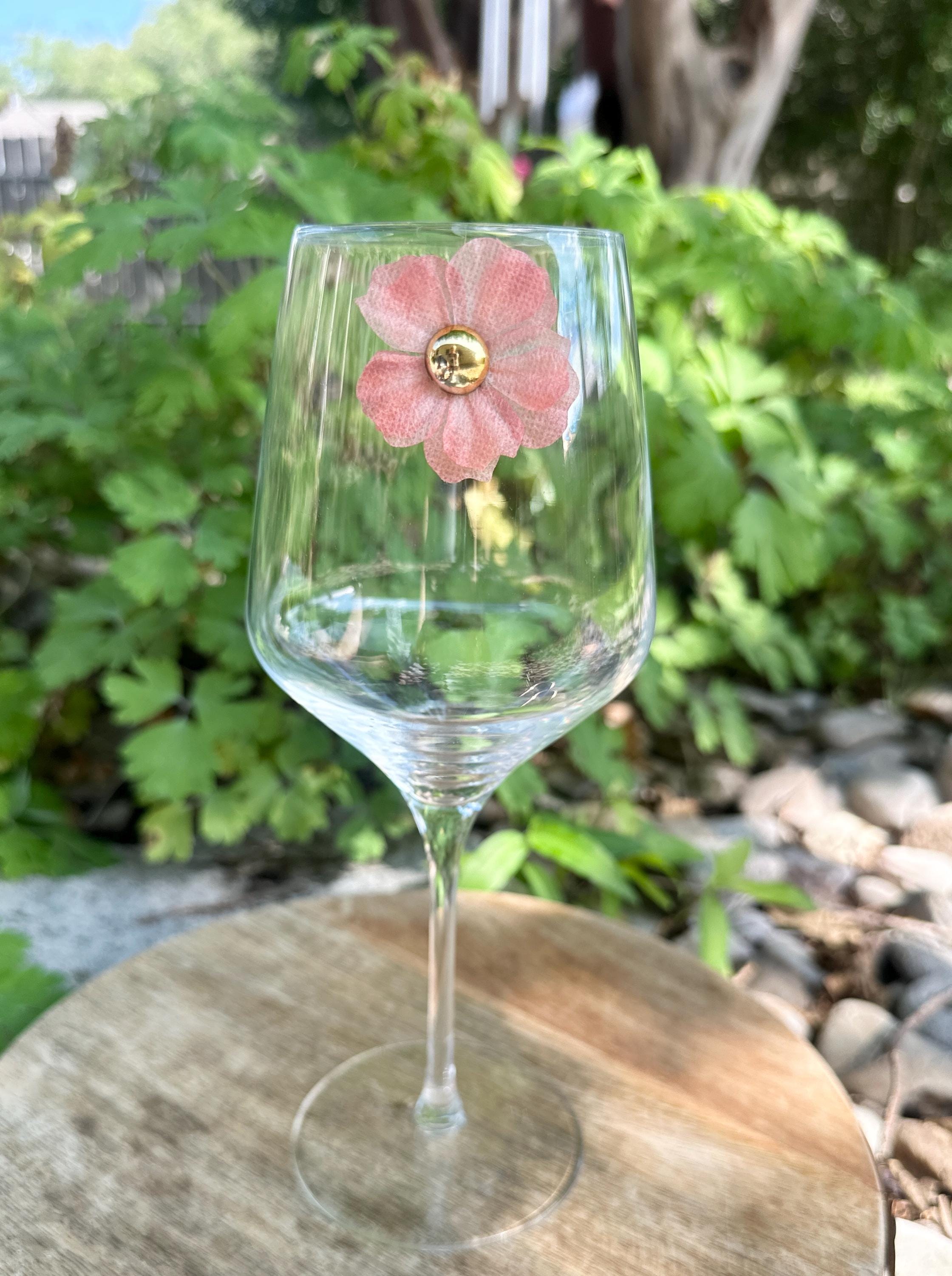Floral Magnetic Wine Charms, Sparkling Drink Markers, Wedding Favors, Hostess Gift