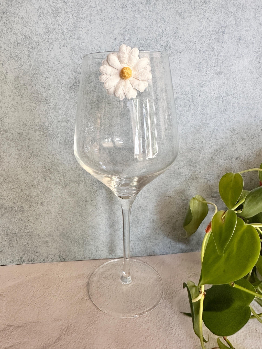Floral & Jewel Wine Charm Set
