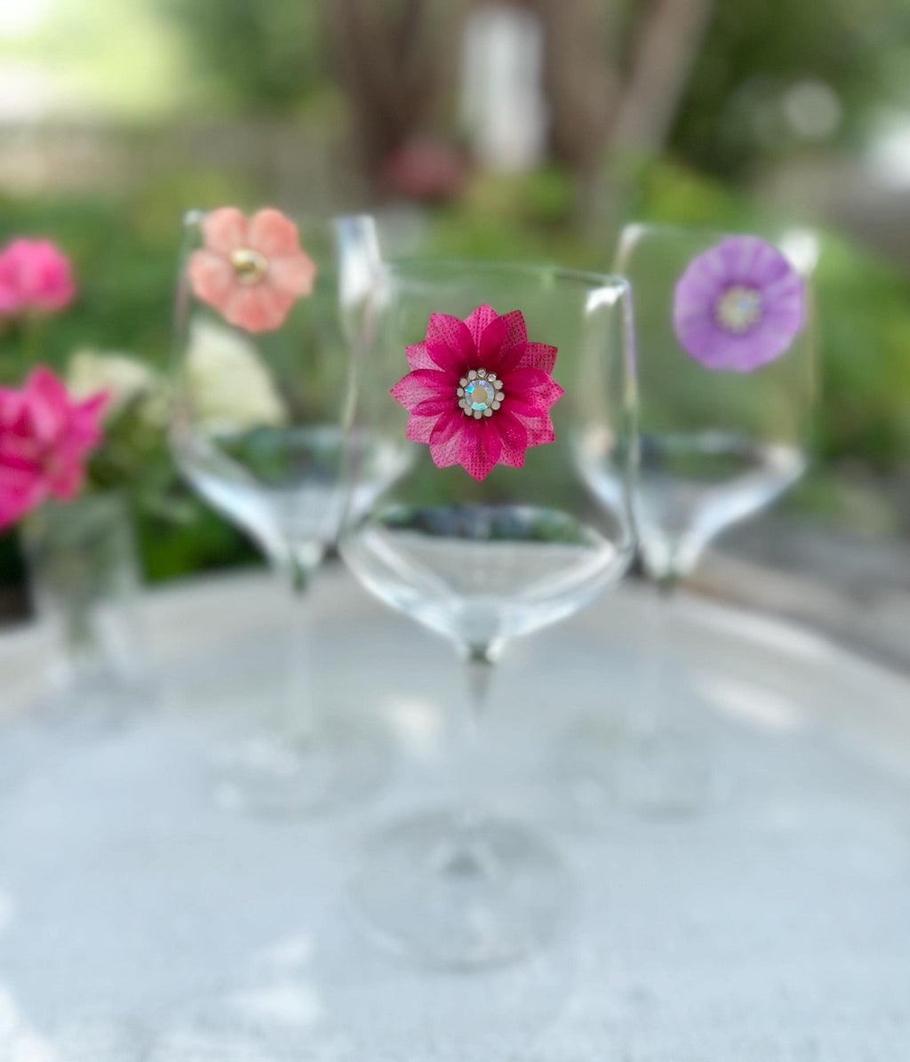 Floral Magnetic Wine Charms, Sparkling Drink Markers, Wedding Favors, Hostess Gift