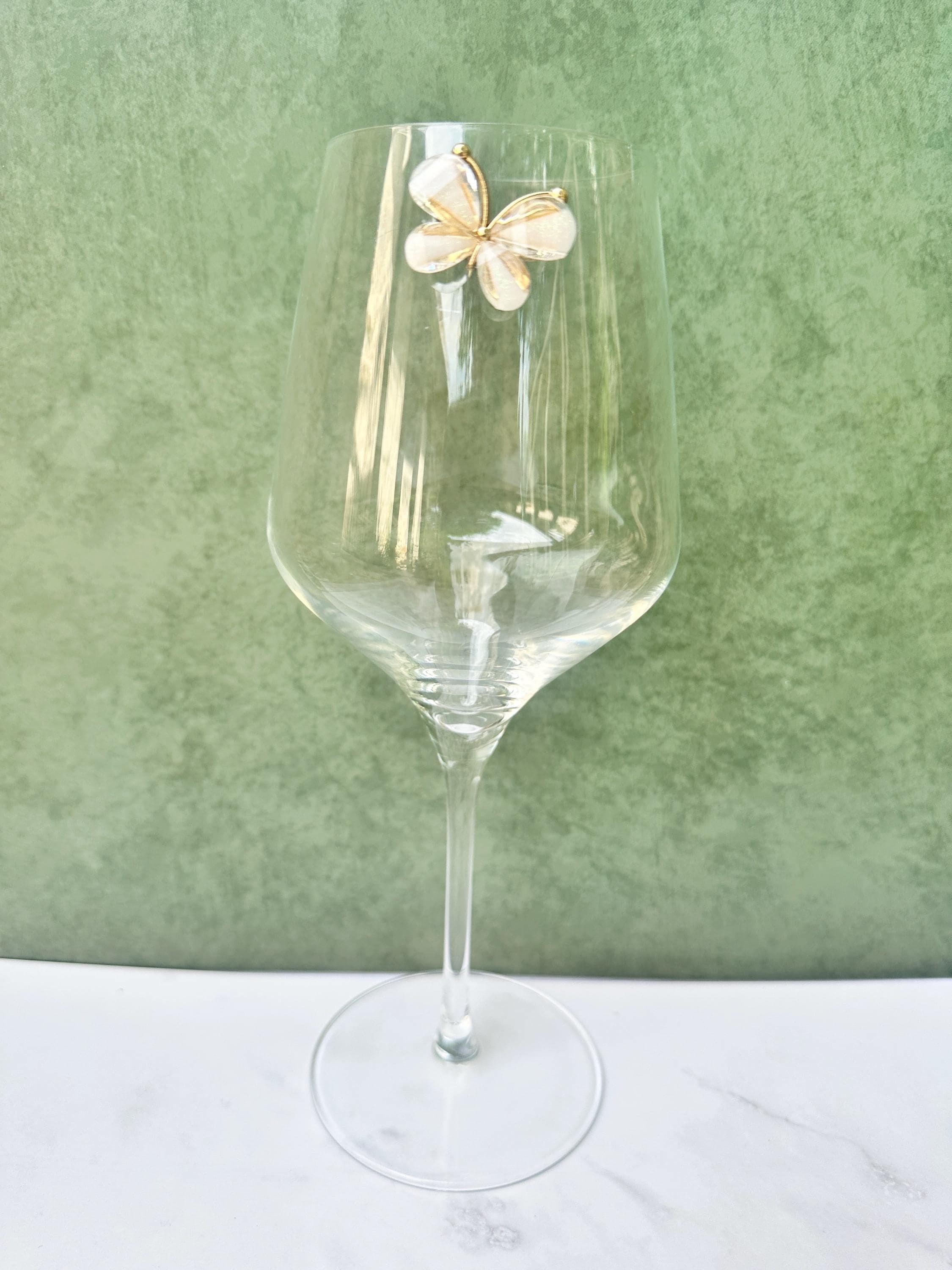 Floral Magnetic Wine Charms, Sparkling Drink Markers, Wedding Favors, Hostess Gift, Set of 6