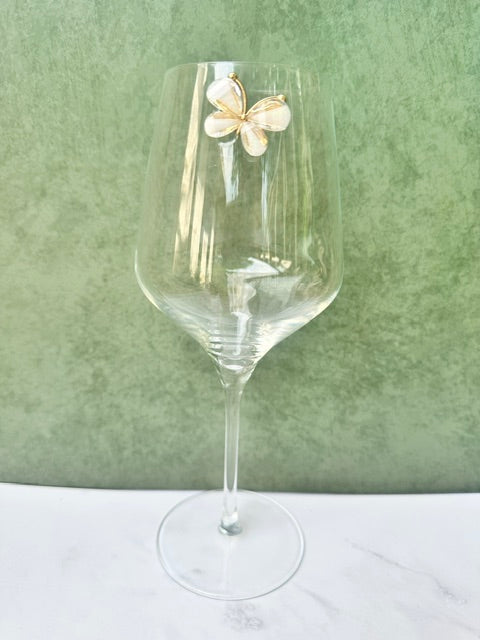 Floral Magnetic Wine Charms – Butterfly & Flower Drink Markers
