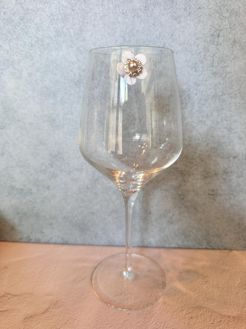 Floral Magnetic Wine Charms, Sparkling Drink Markers, Wedding Favors, Hostess Gift