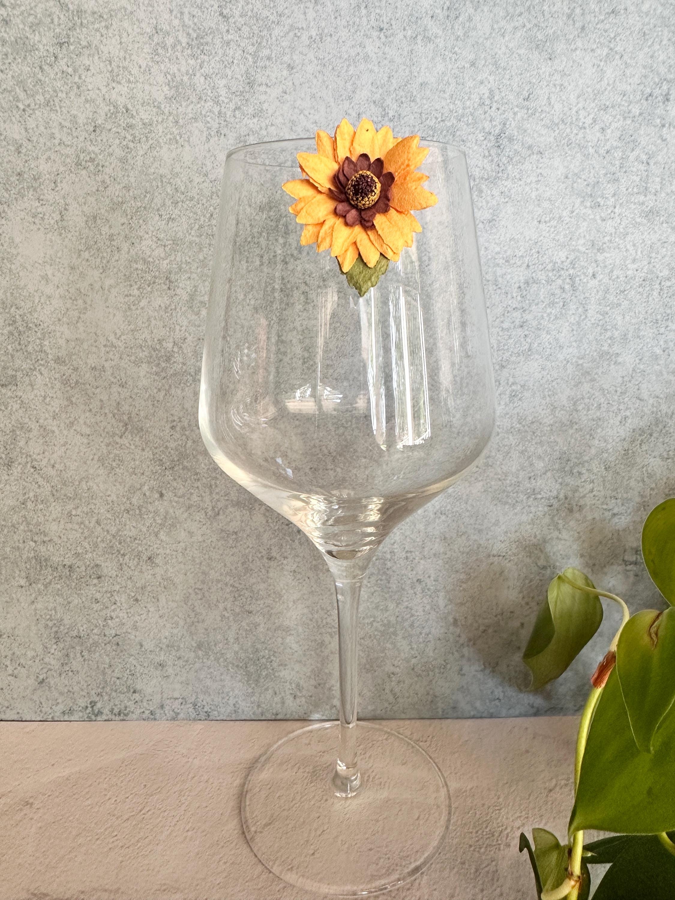 Floral & Jewel Wine Charm Set