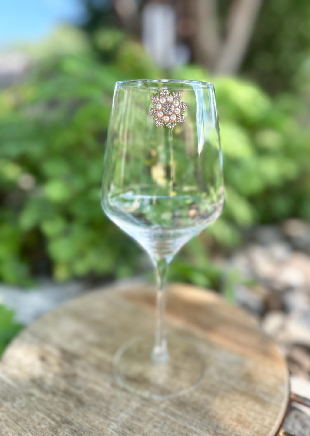Floral Magnetic Wine Charms, Sparkling Drink Markers, Wedding Favors, Hostess Gift