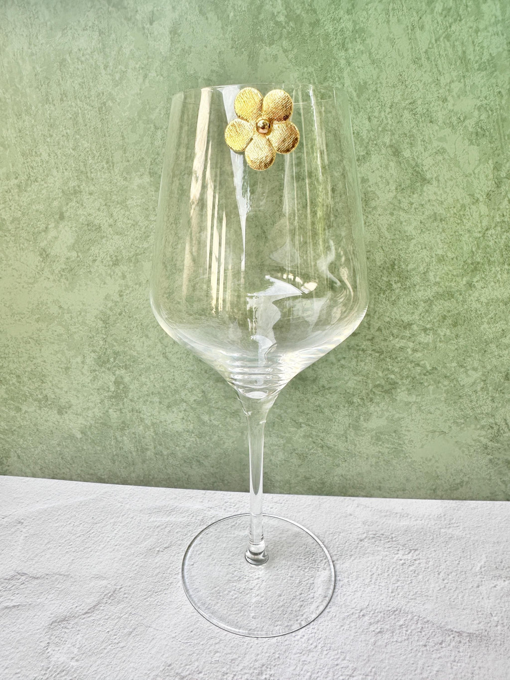 Floral Magnetic Wine Charms, Sparkling Drink Markers, Wedding Favors, Hostess Gift