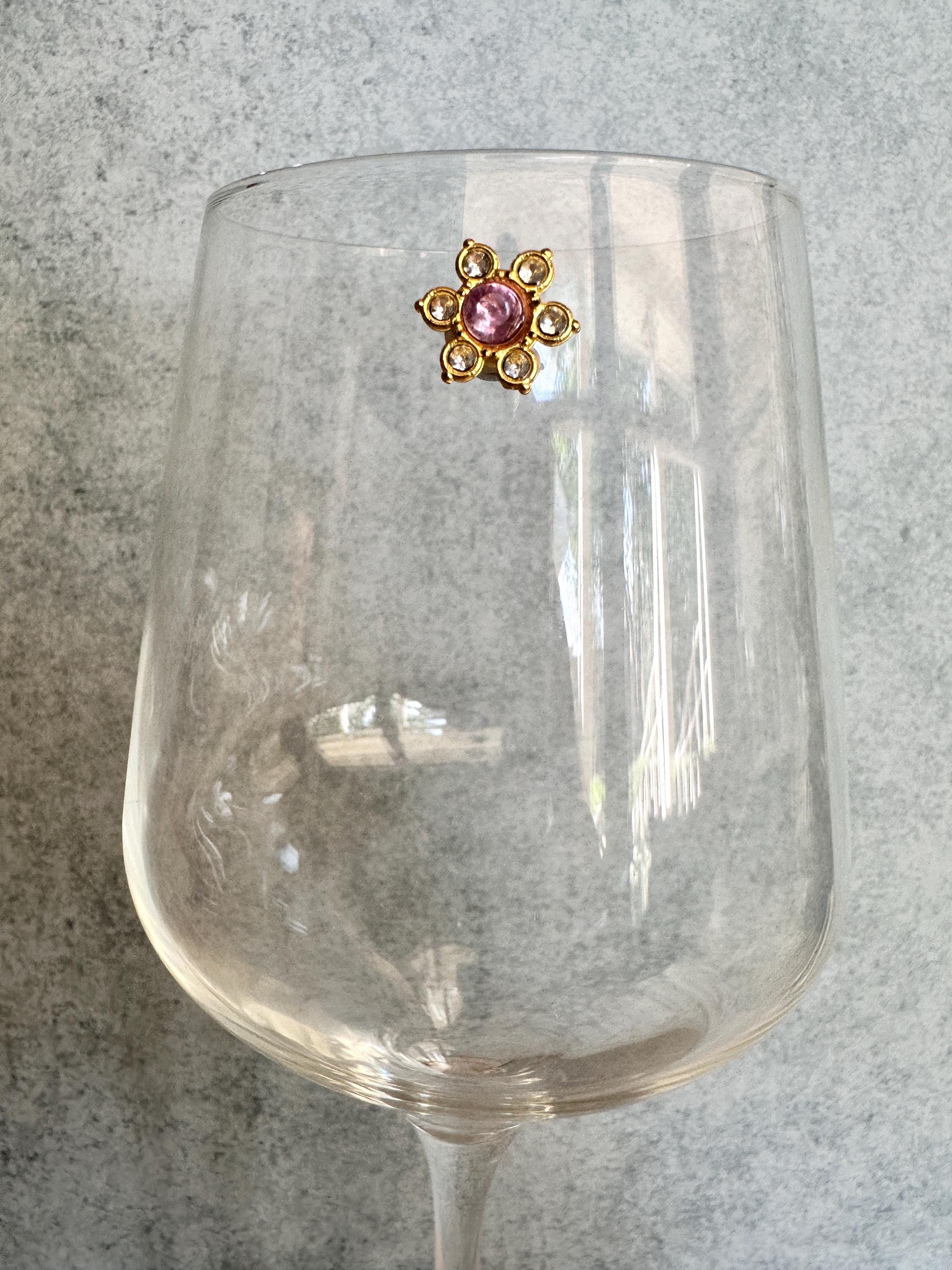 Floral Rhinestone Magnetic Wine Charms: Crystal Glass Drink Markers (Set of 8)