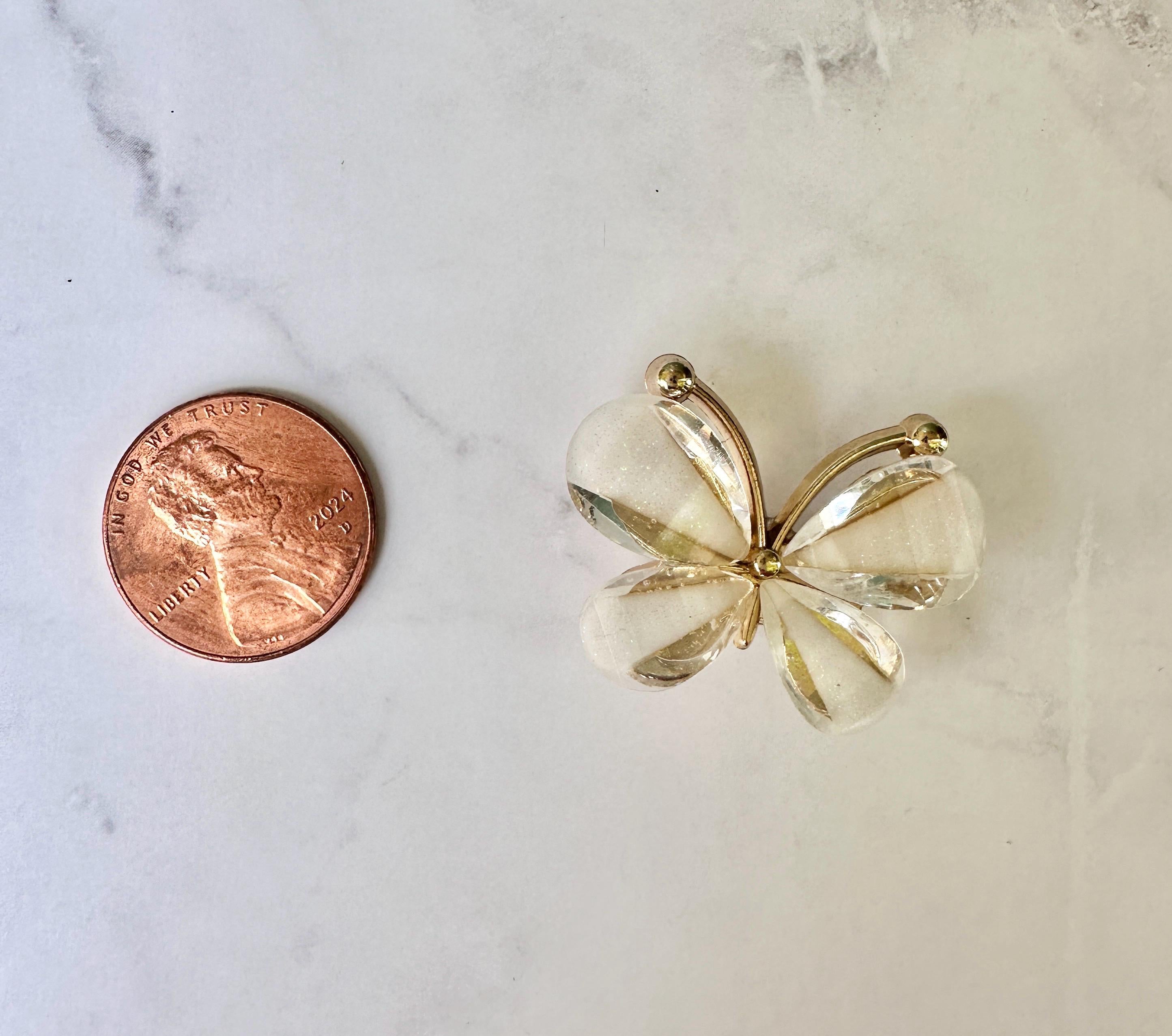 Sparkling Floral Wine Charms, Magnetic Drink Markers, Wedding Favors, Dragonfly Butterfly Set