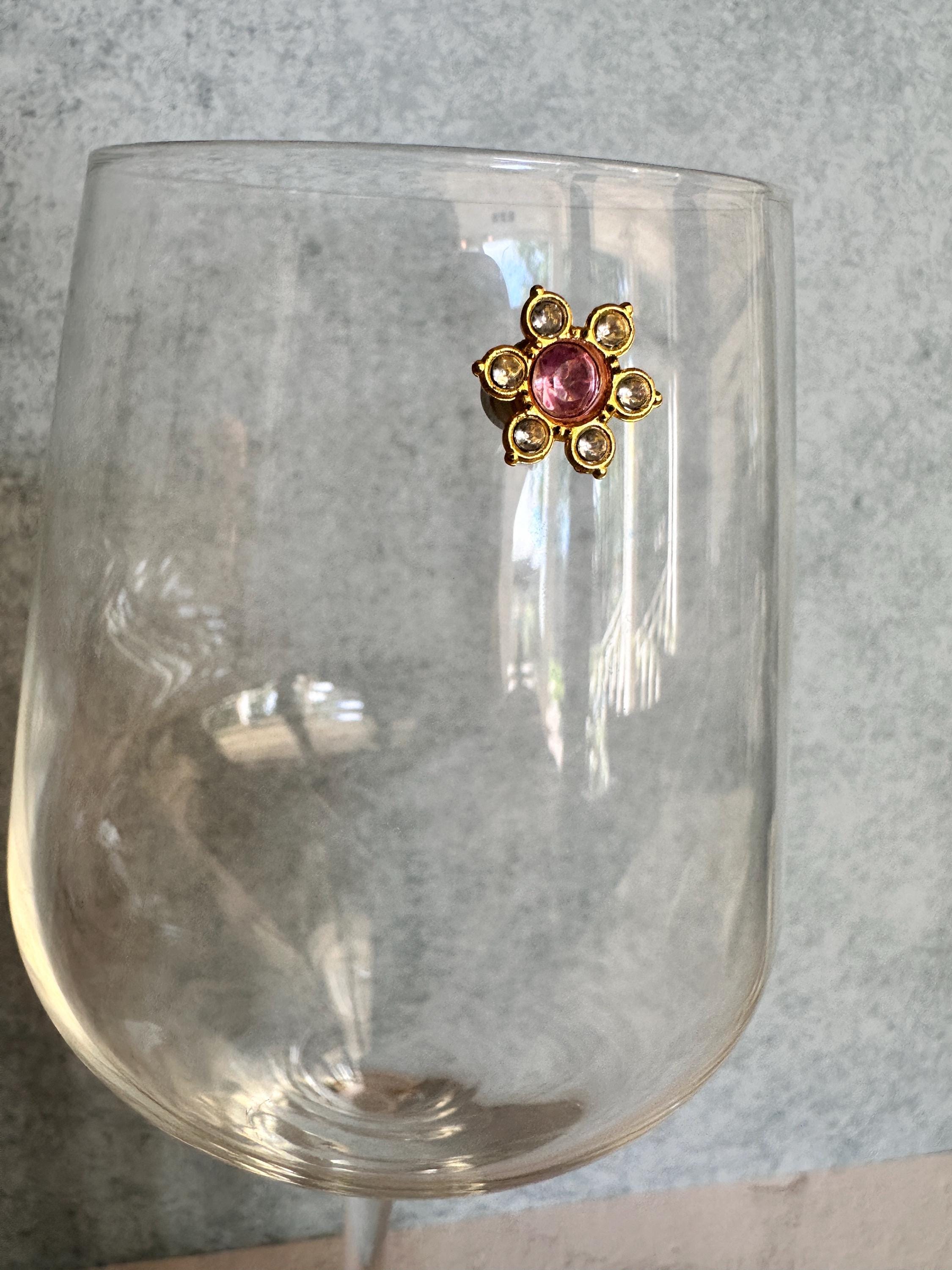 Floral Rhinestone Magnetic Wine Charms: Crystal Glass Drink Markers (Set of 8)