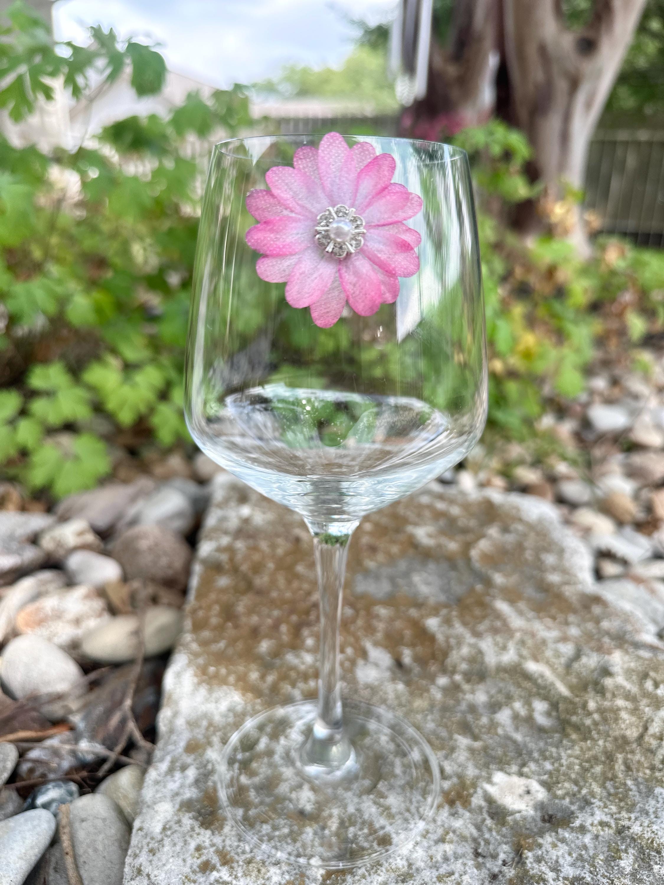 Floral Magnetic Wine Charms, Sparkling Drink Markers, Wedding Favors, Hostess Gift