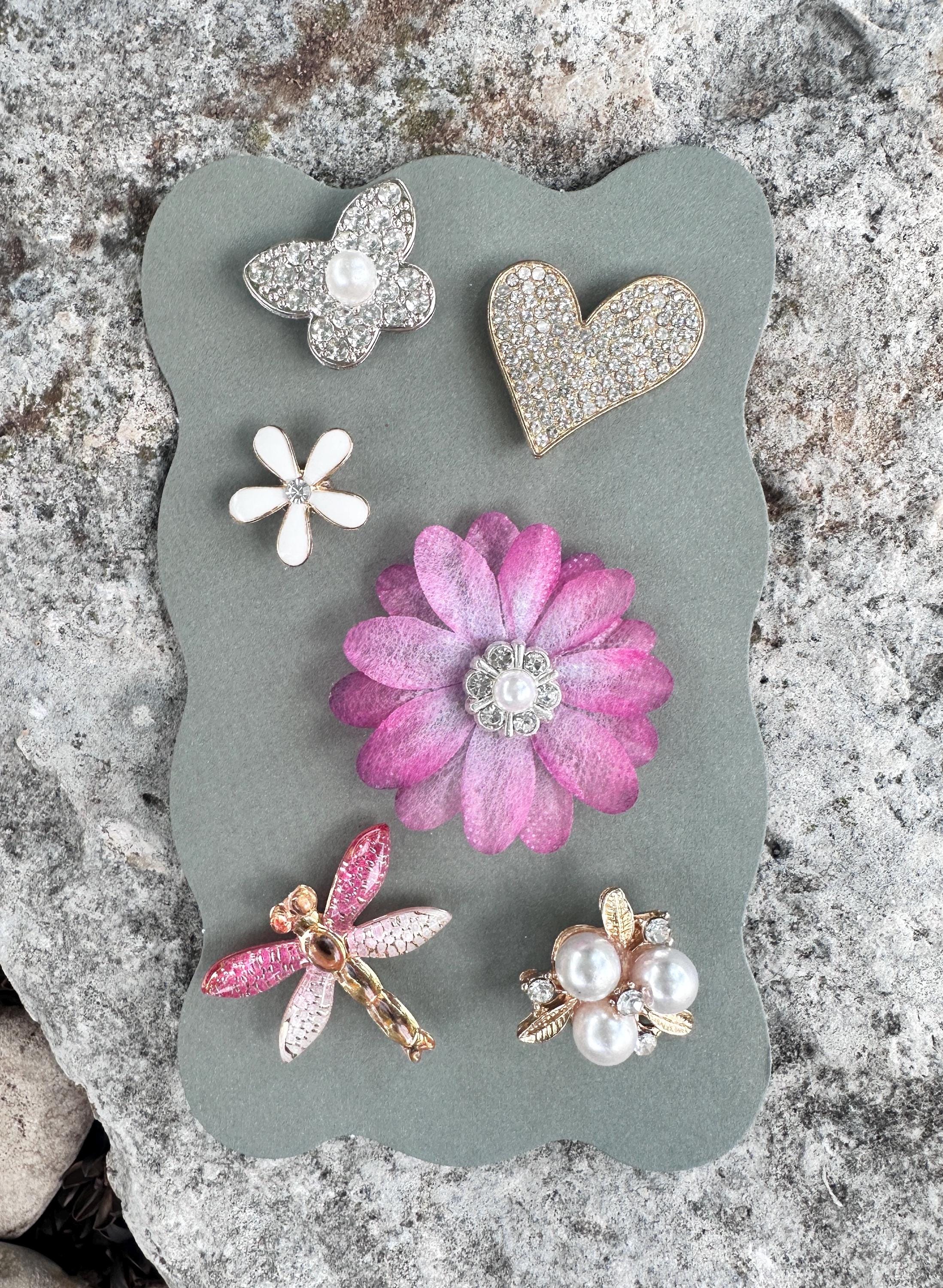 Floral Magnetic Wine Charms, Sparkling Drink Markers, Wedding Favors, Hostess Gift