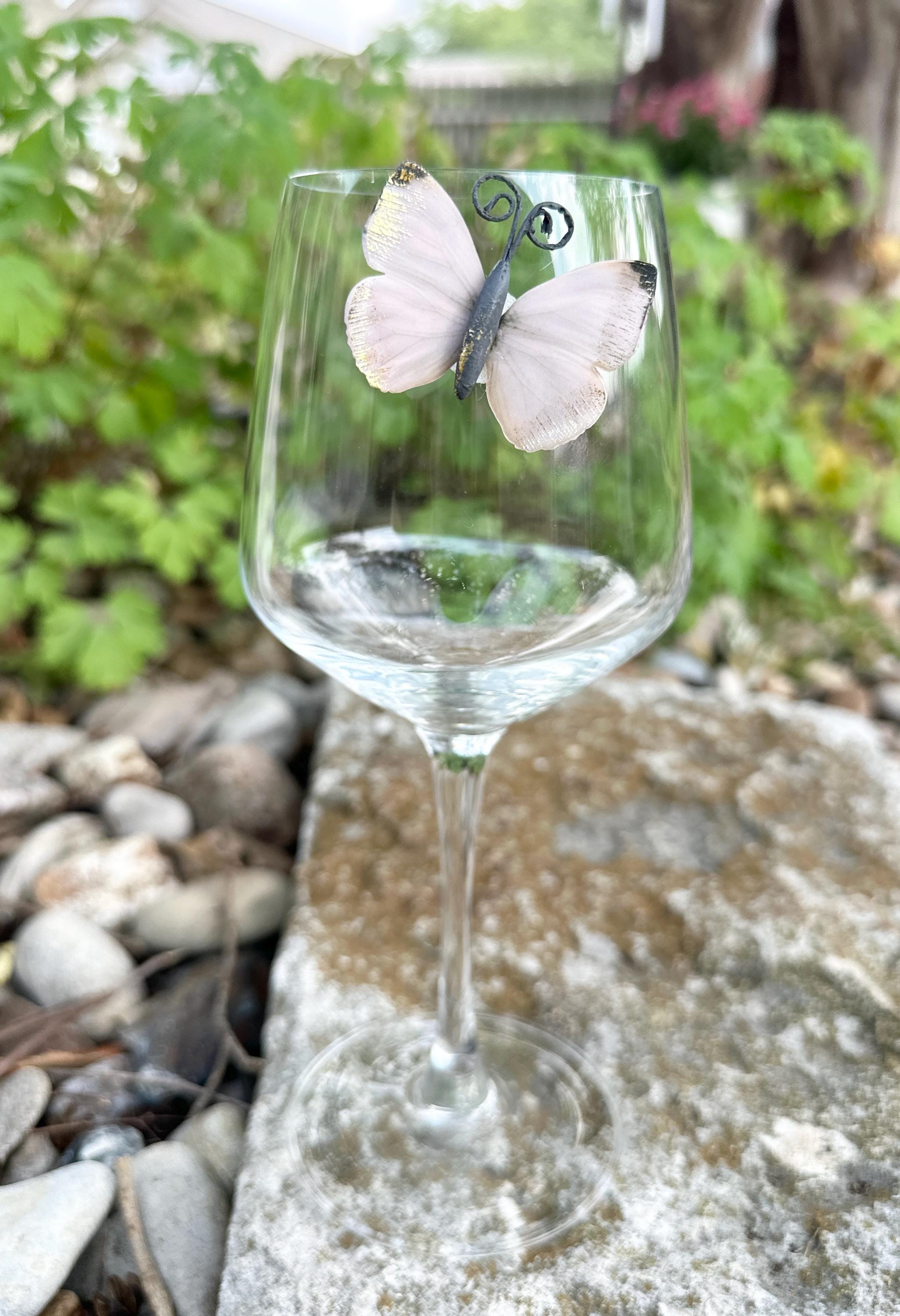 Floral Magnetic Wine Charms, Sparkling Drink Markers, Wedding Favors, Hostess Gift