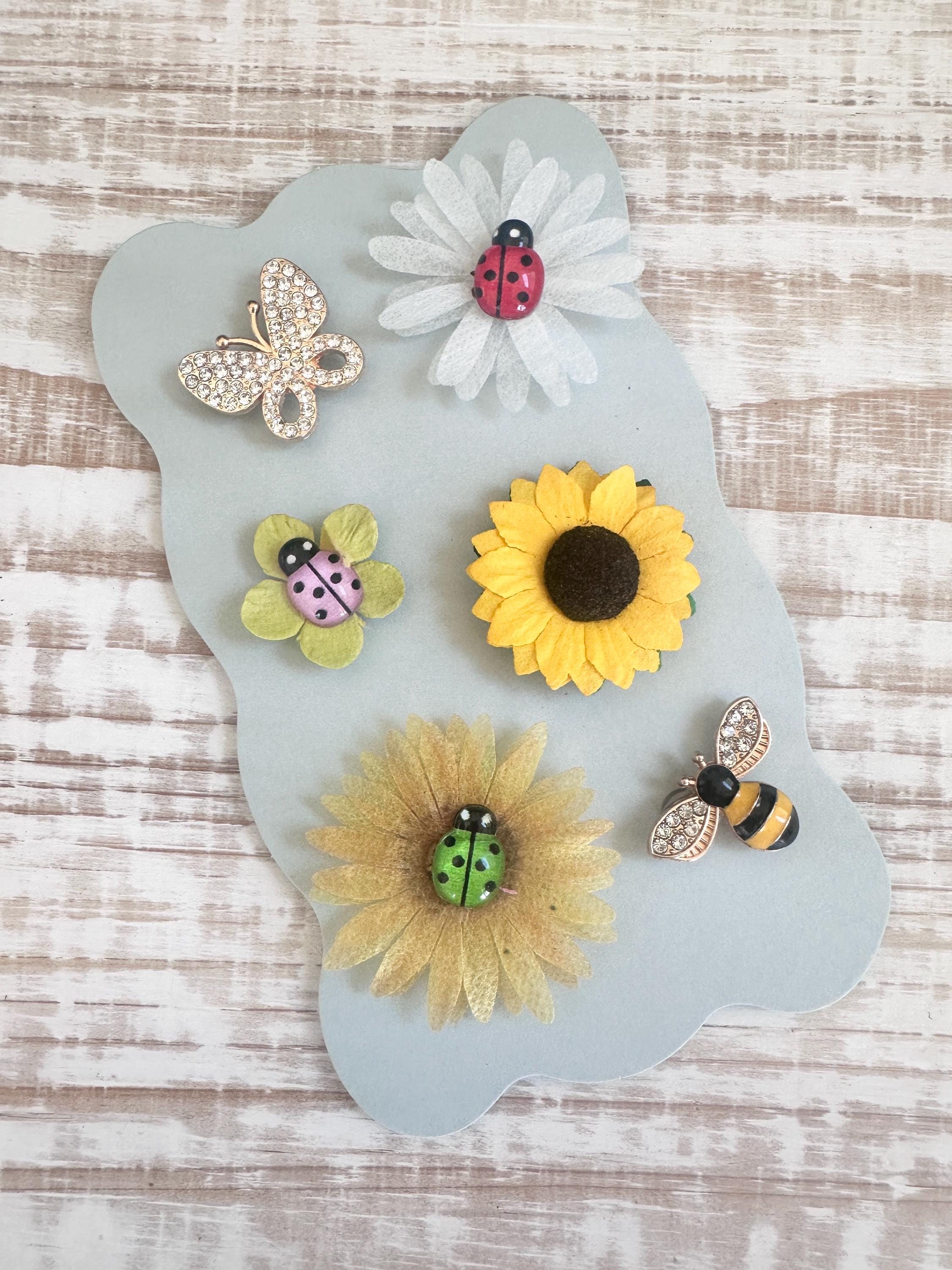 Floral Wine Charms, Sparkling Drink Markers, Wedding Favors, Hostess Gift, Sunflower, Lady Bugs