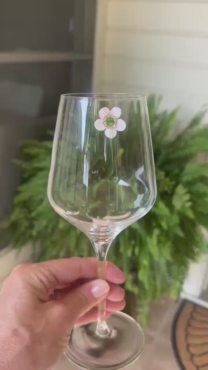 Floral Rhinestone Magnetic Wine Charms, Sparkling Drink Markers, Wedding Favors, Set of 6